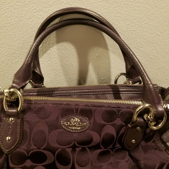 Coach Colette Signature Large Carryall Han… - Picture 2 of 14